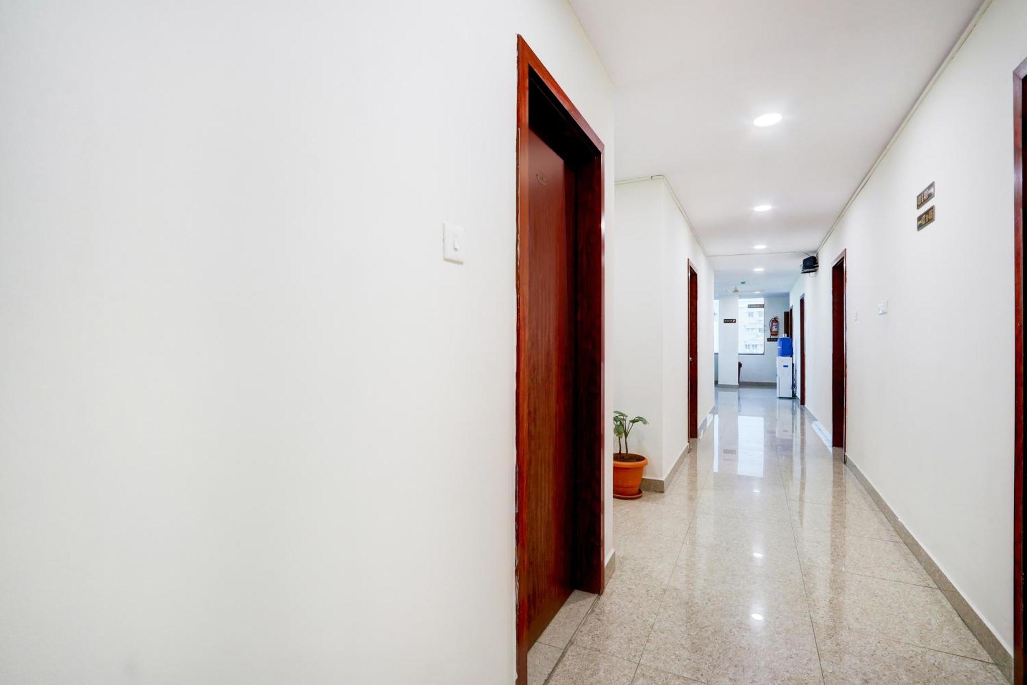 Super Hotel O At Home Hotel Darbar Hyderabad Eksteriør bilde